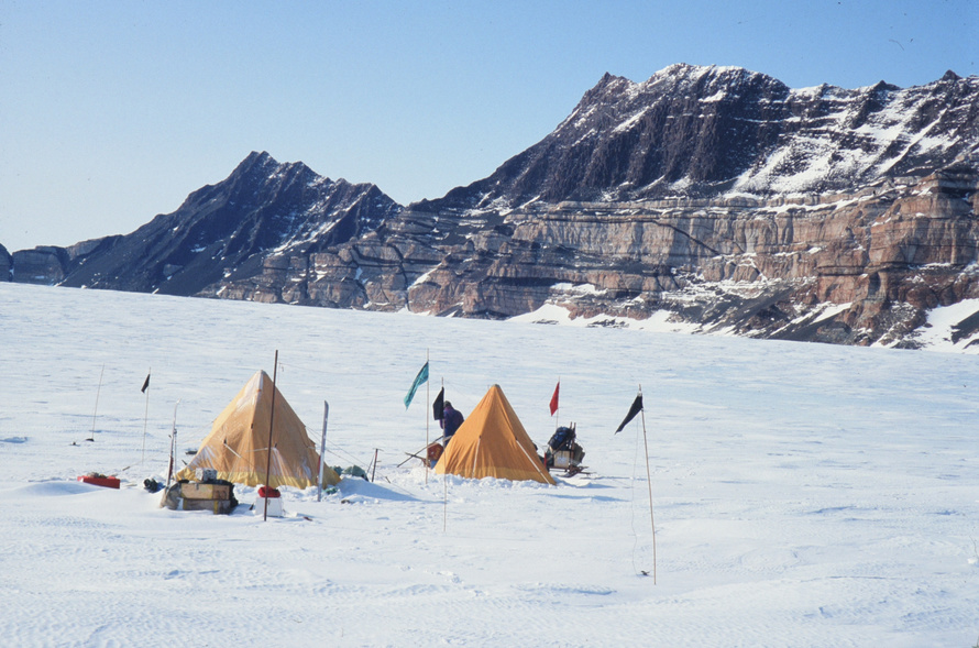 Escalade Camp